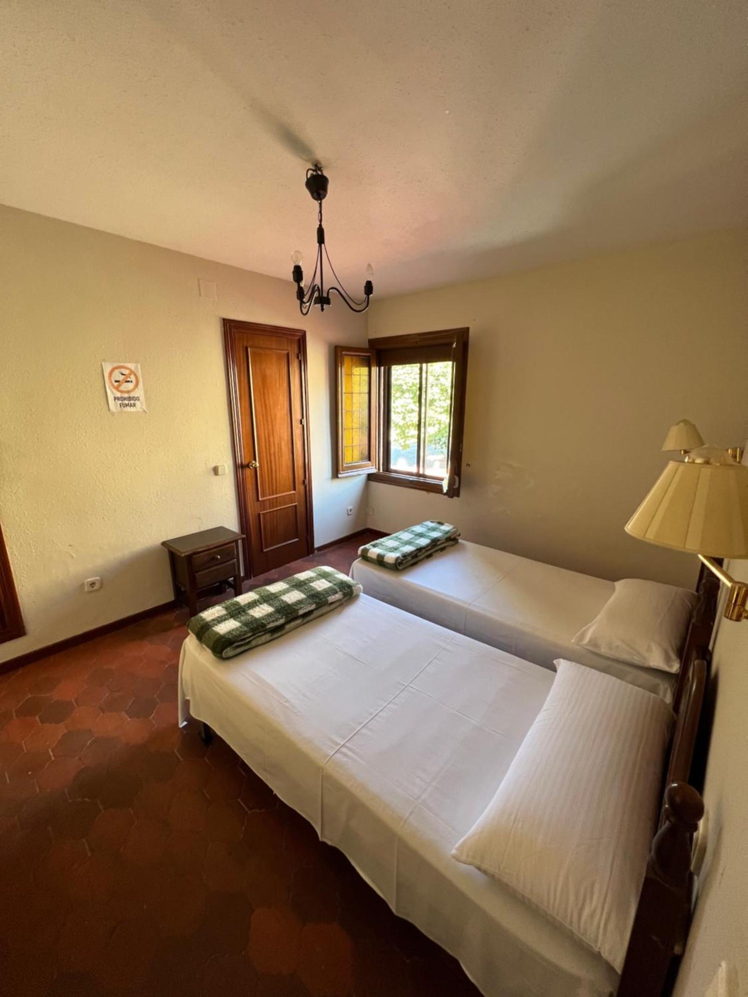 Hostal Sabor Fusion La Pradera de Navalhorno Exterior foto